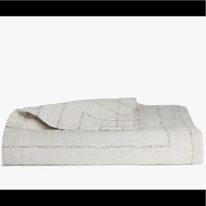 ISO Parachute Maze Coverlet